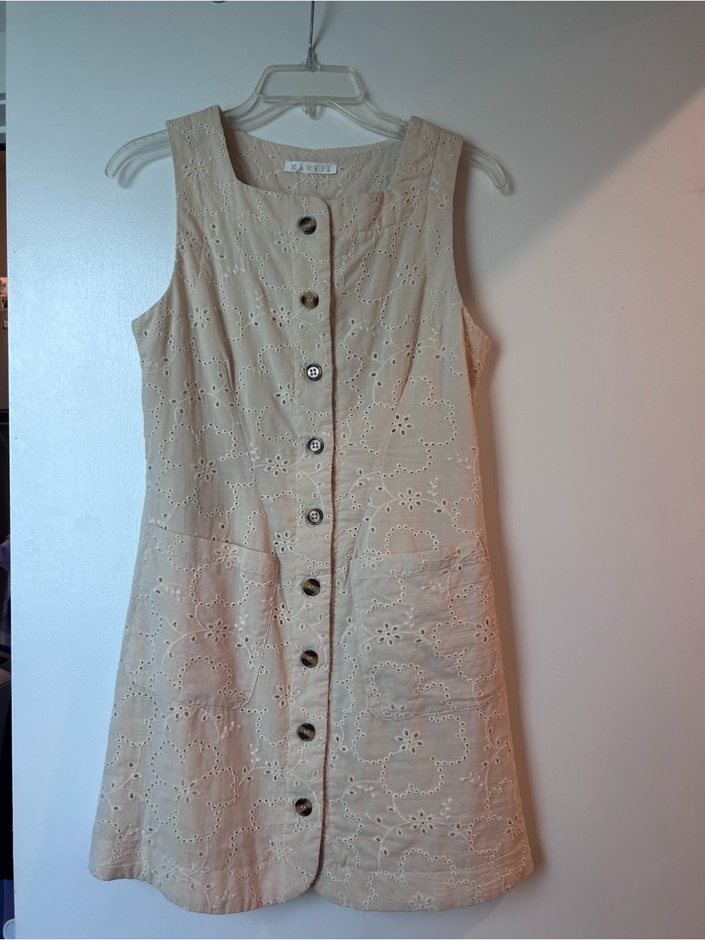 Karlie Cream Eyelet Button-Front Sleeveless Dress NEVER WORN